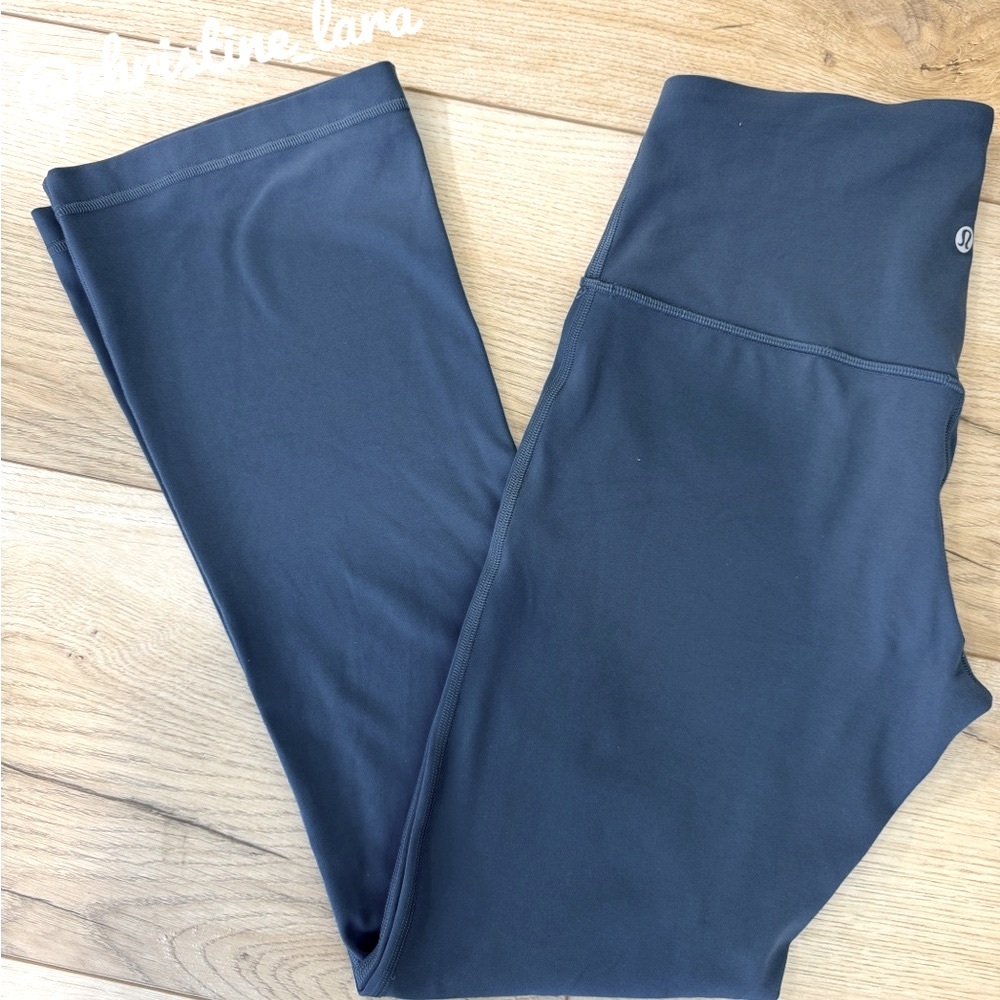 Lululemon Align Mini Flare extra short- iron blue sz 8